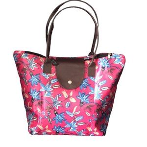 Beautiful Folding Handbag/Tote